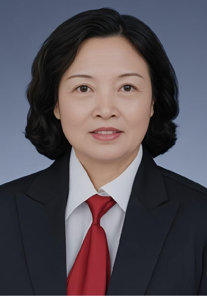 董興玲